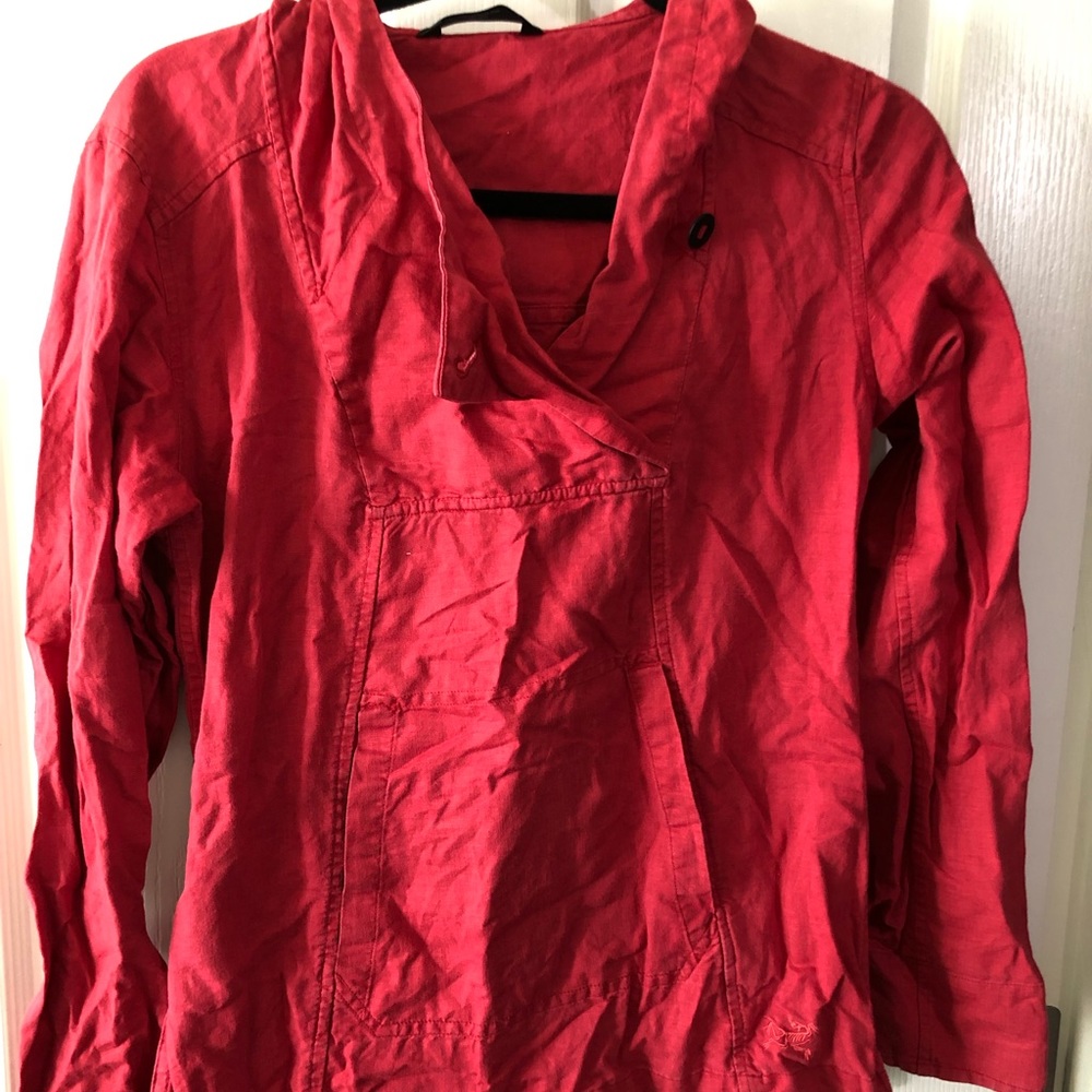 Arc’teryx small linen blend pullover with hood